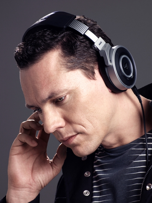 S7_Tiesto_Portrait_041